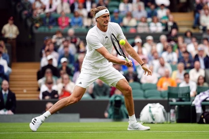 Zverev Overpowers Giron To Reach Wimbledon Third Round